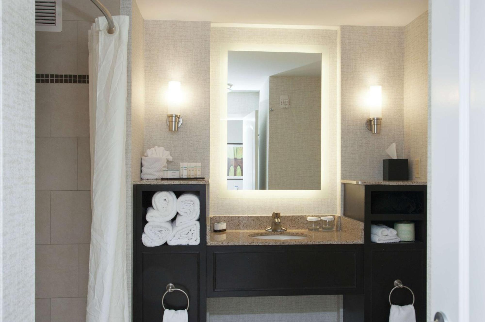 Embassy Suites Columbus - Airport Zewnętrze zdjęcie