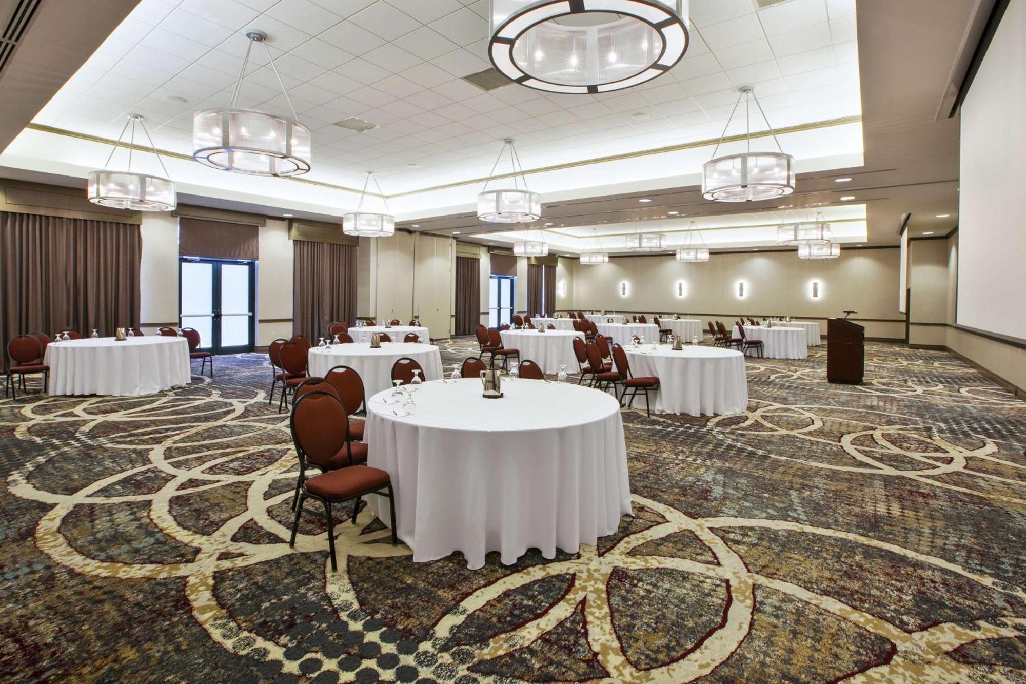 Embassy Suites Columbus - Airport Zewnętrze zdjęcie