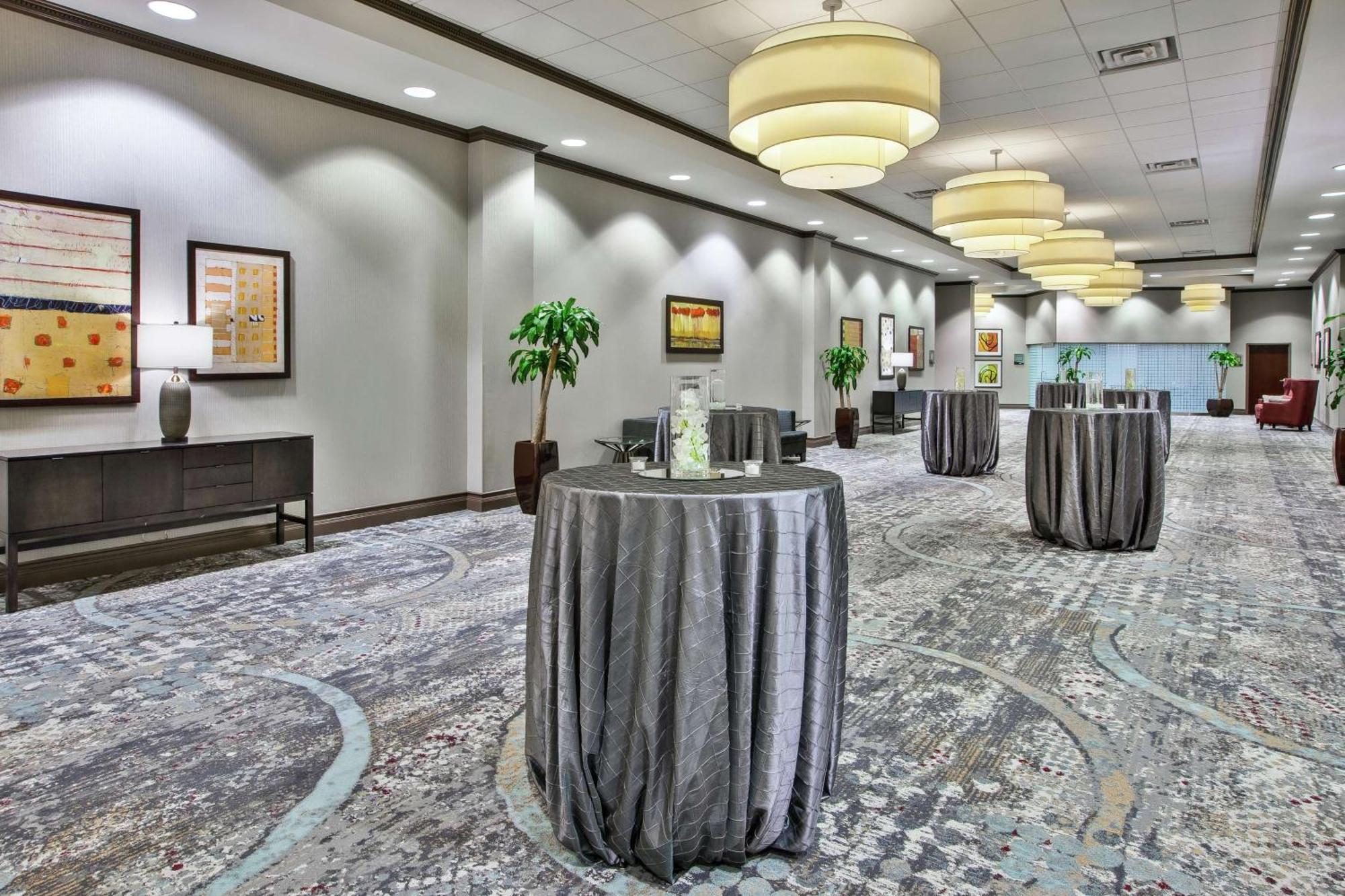 Embassy Suites Columbus - Airport Zewnętrze zdjęcie